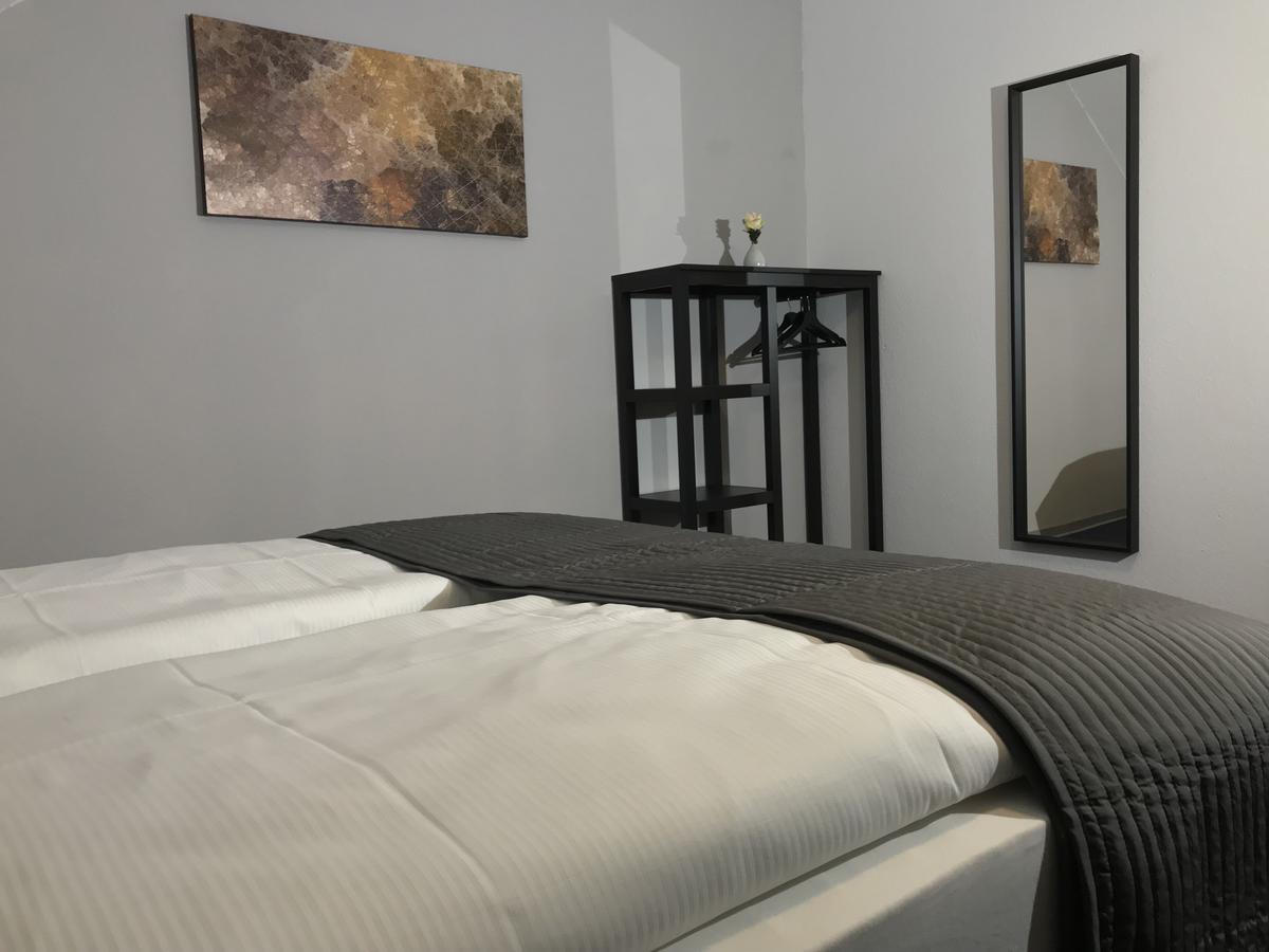 Hotel Degen Weilerbach Eksteriør bilde
