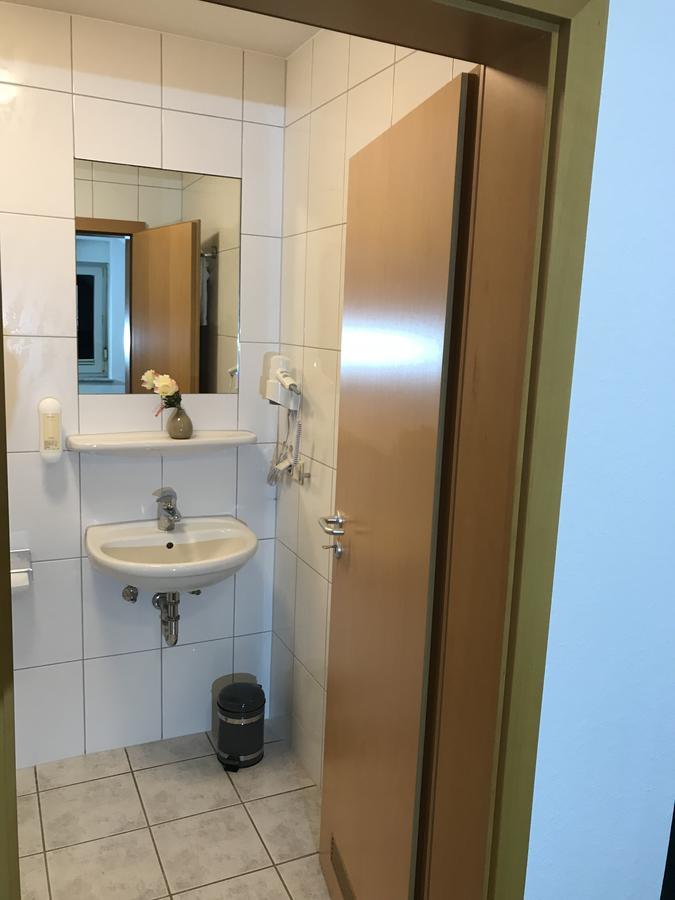 Hotel Degen Weilerbach Eksteriør bilde
