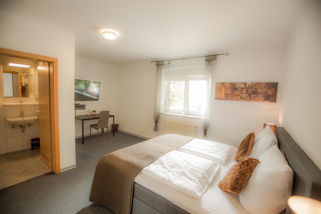 Hotel Degen Weilerbach Eksteriør bilde